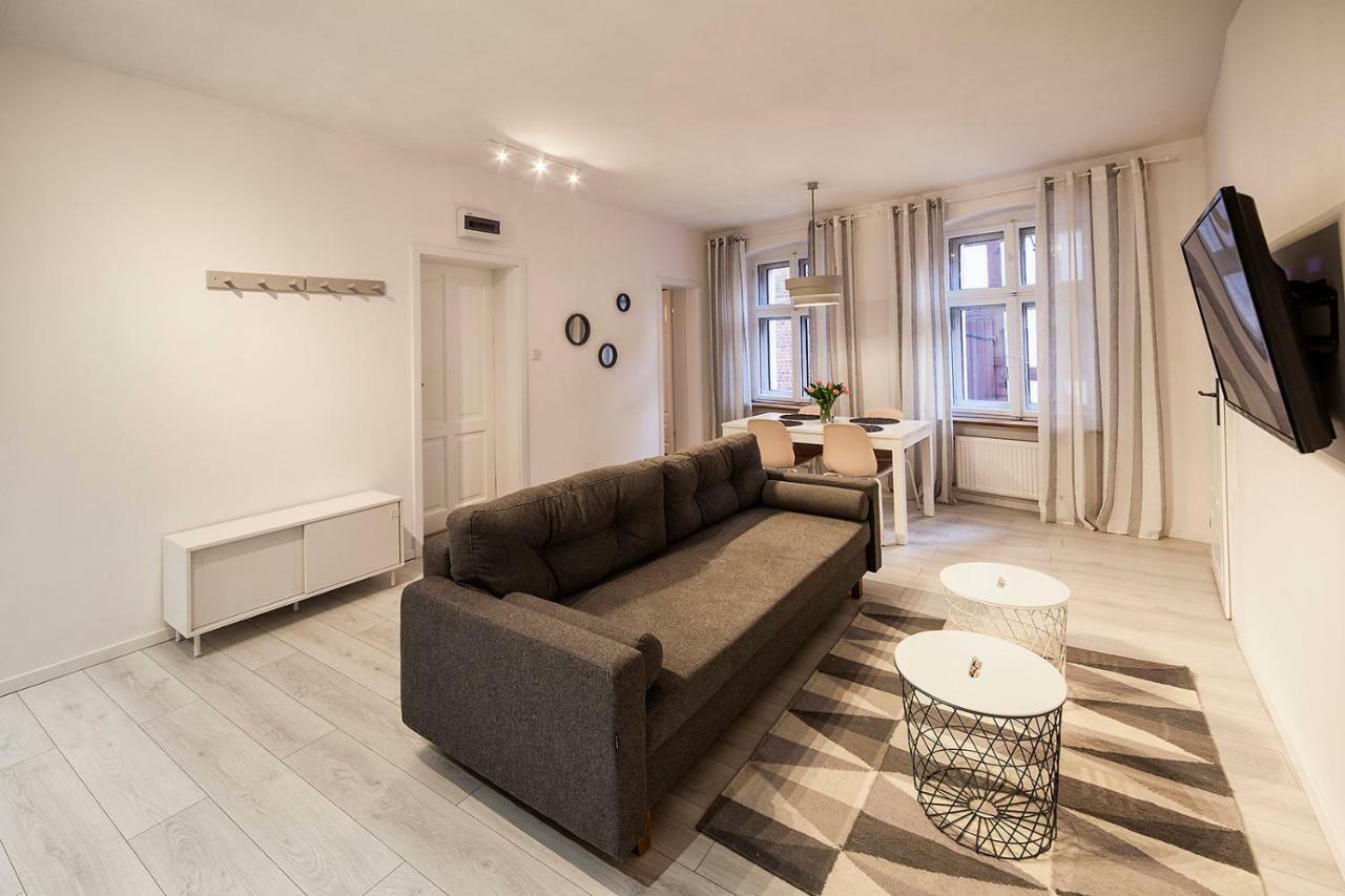 Apartamenty Torunskie Pod Krzywa Wieza Екстериор снимка