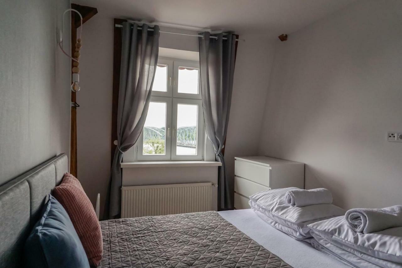 Apartamenty Torunskie Pod Krzywa Wieza Екстериор снимка